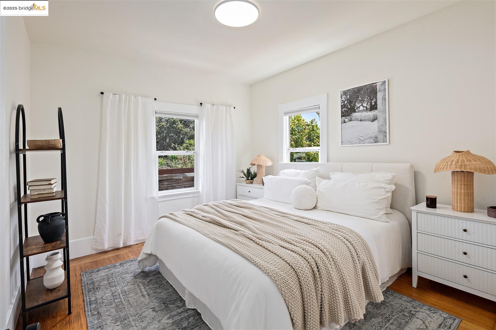 4207 Aqua Vista St