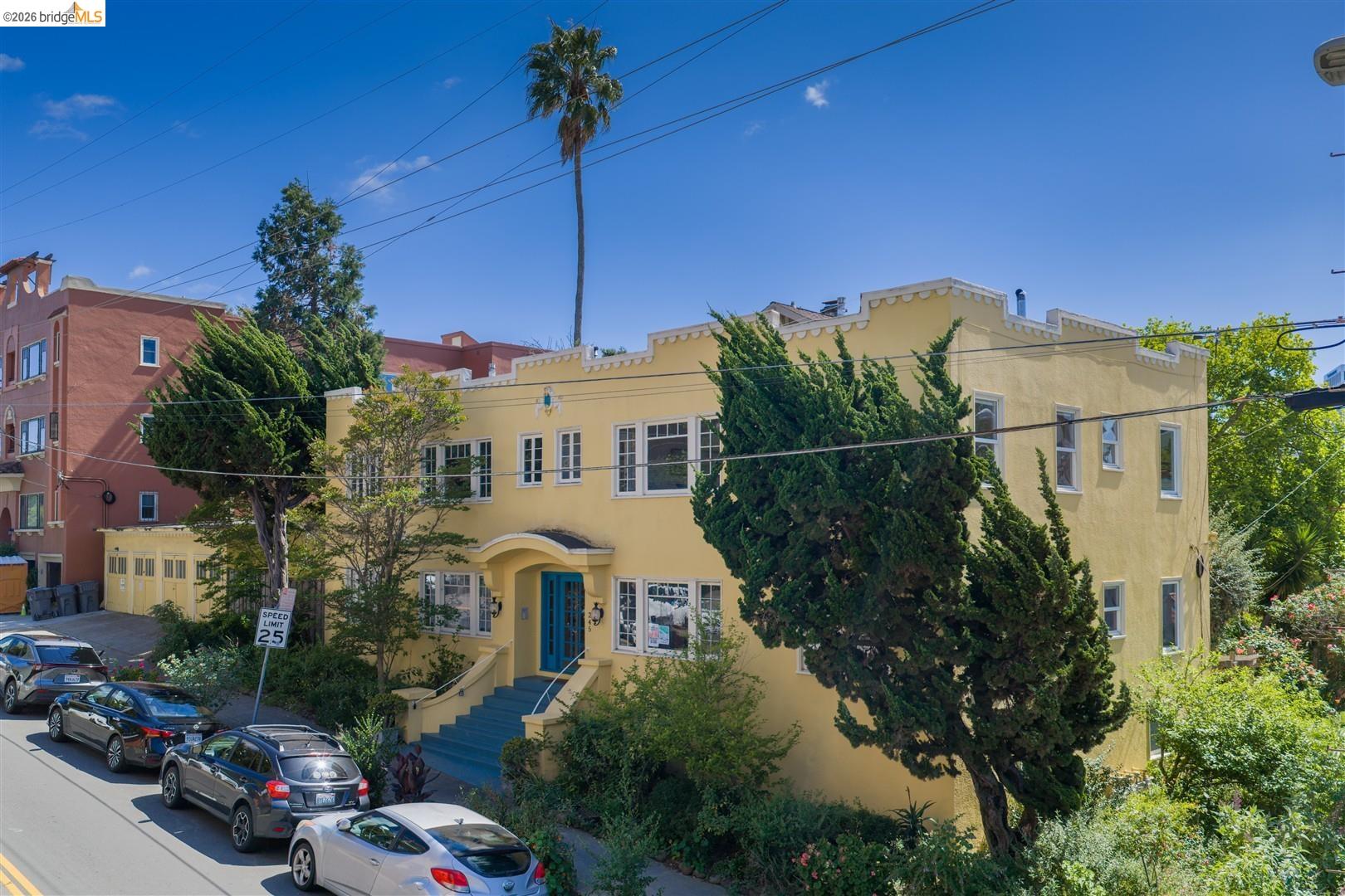 245 29th St # 4 Unit: #4