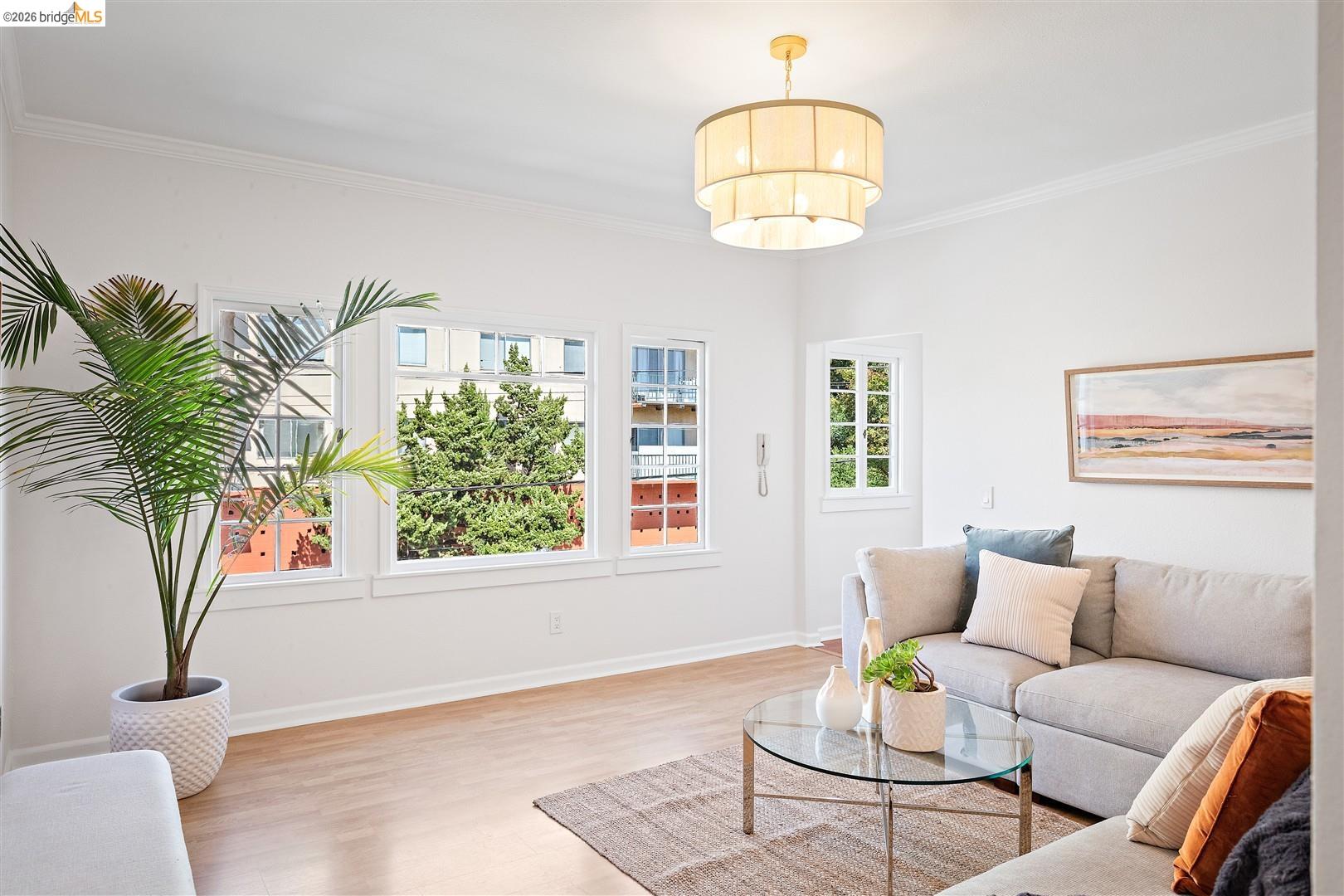 245 29th St # 4 Unit: #4