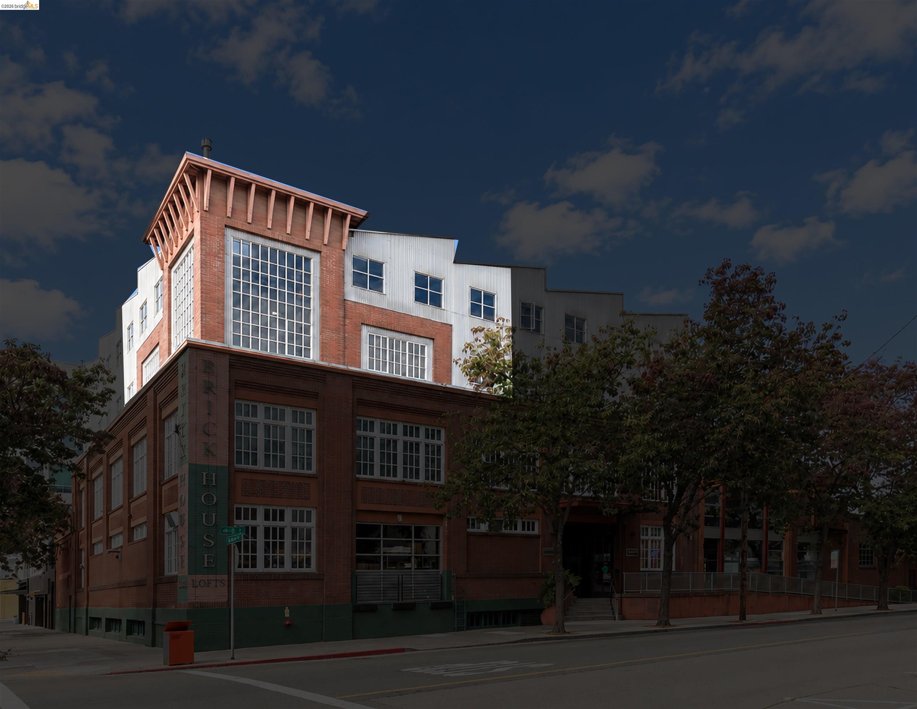 201 3rd St # 302