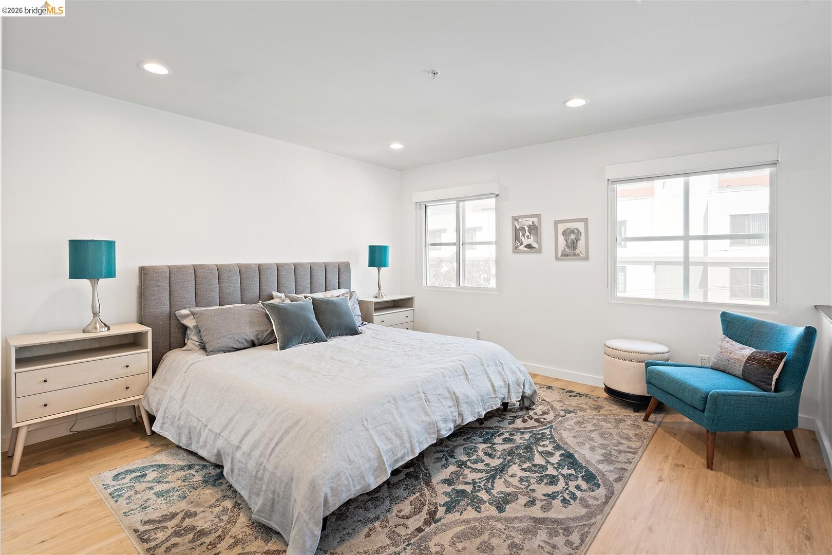 201 3rd St # 302
