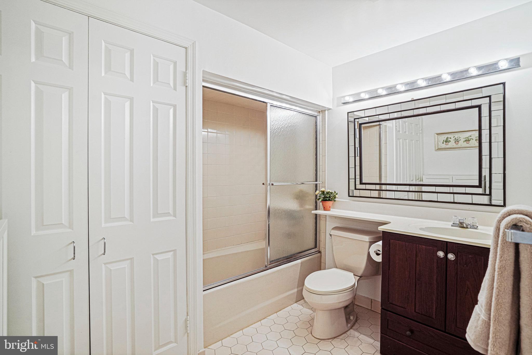 7700 Zulima Ct