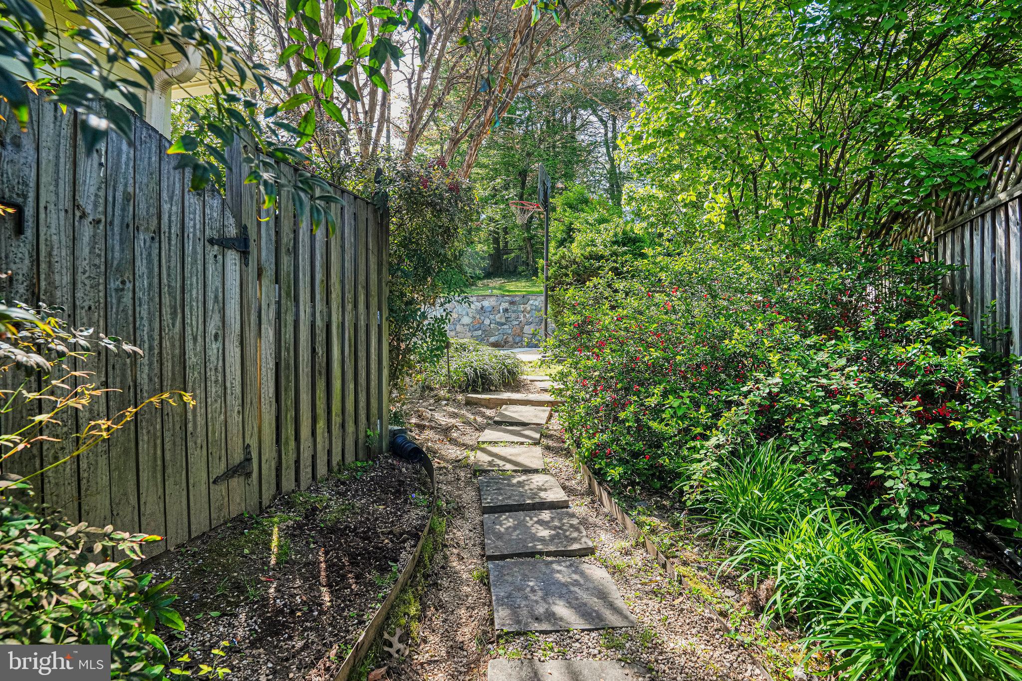 7700 Zulima Ct