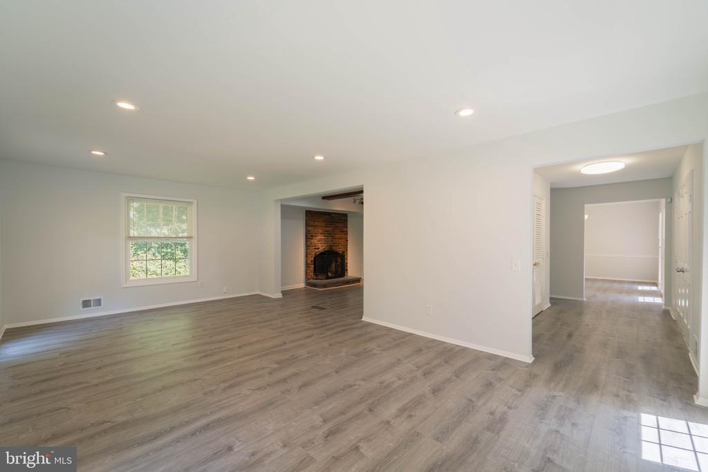 8611 BELLS MILL RD