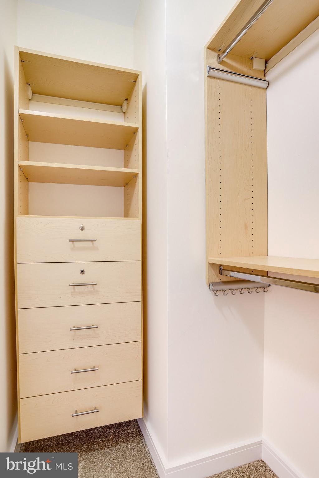 6820 Wisconsin #3008