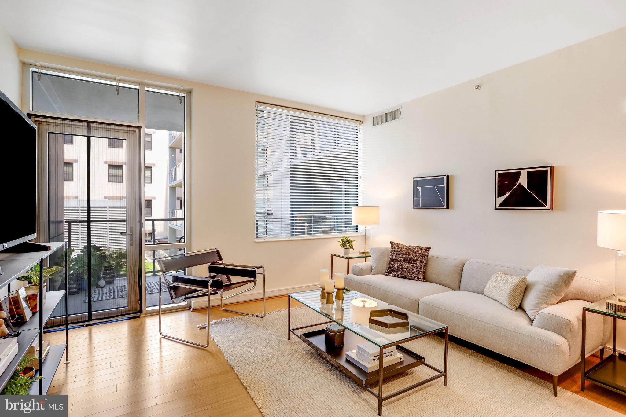 6820 Wisconsin #3008