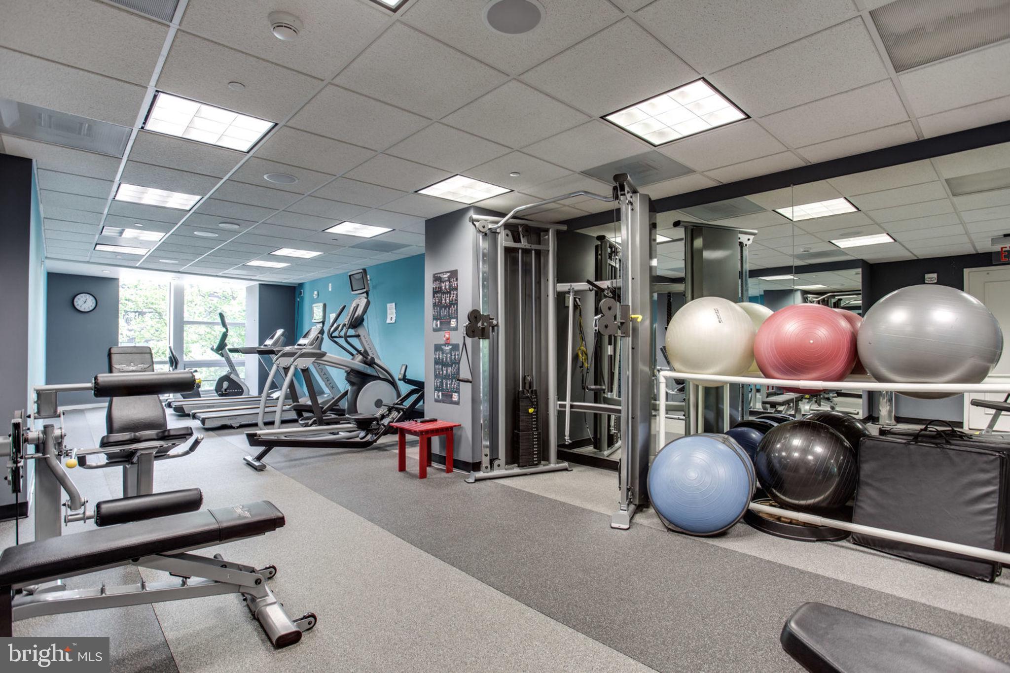 6820 Wisconsin #3008