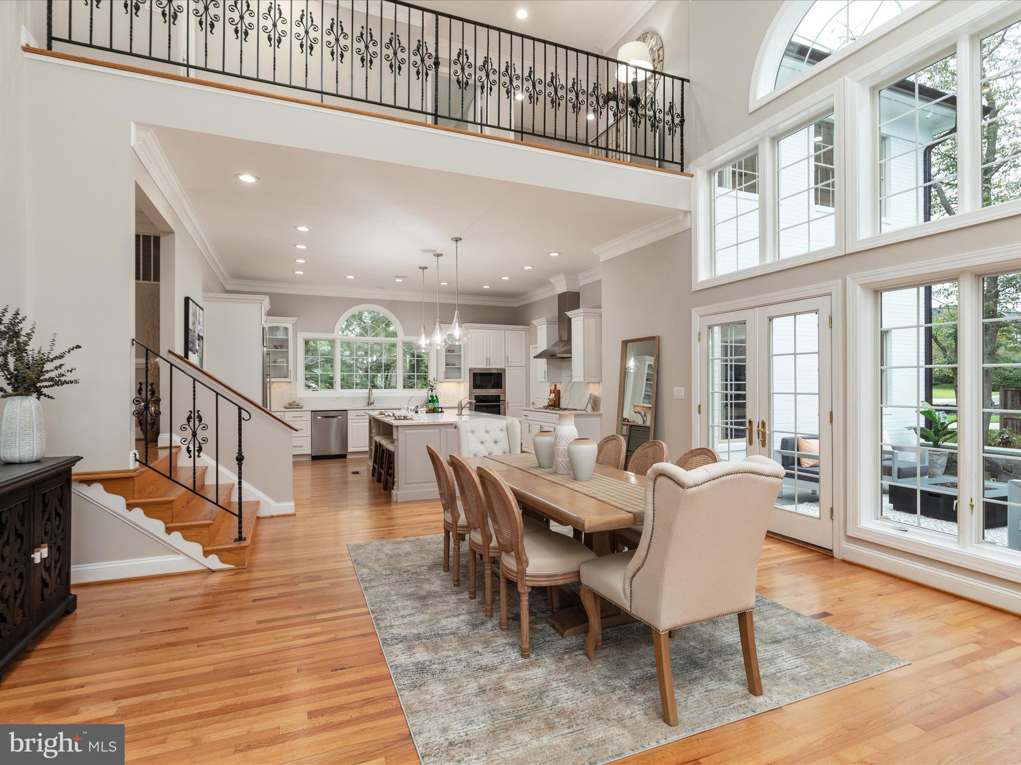 7605 Leesburg Dr