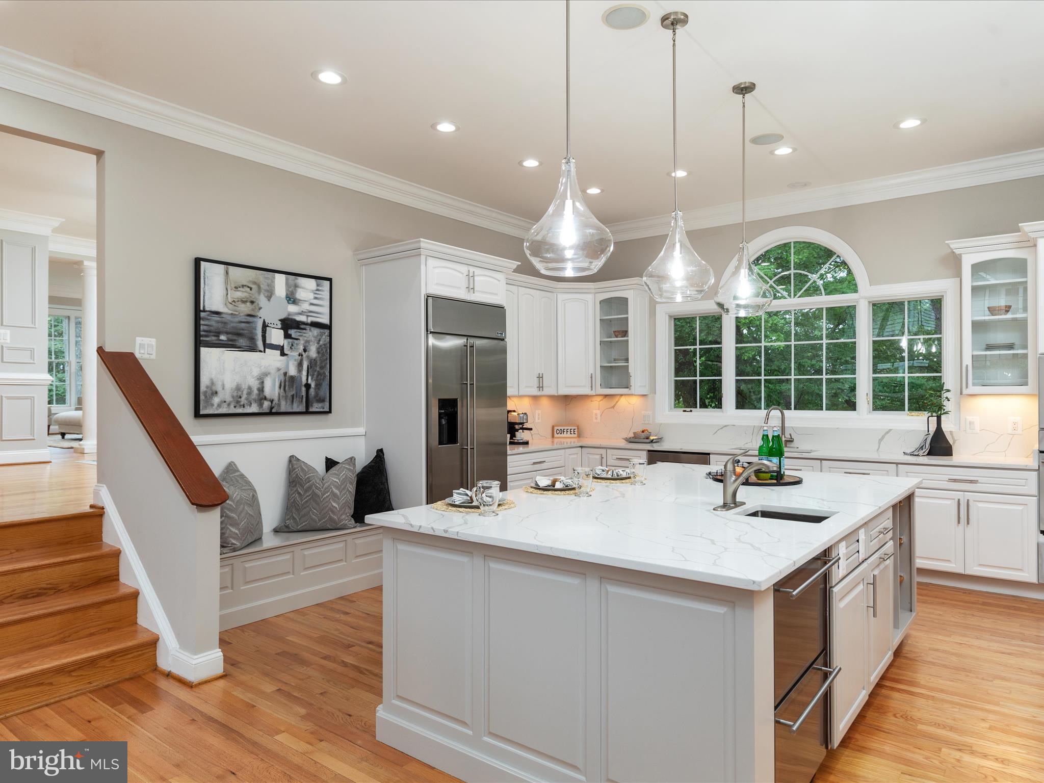 7605 Leesburg Dr