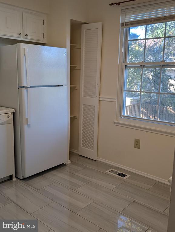15934 INDIAN HILLS TER