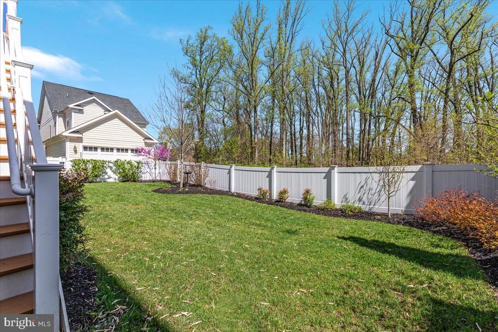 5345 Camberley Ave
