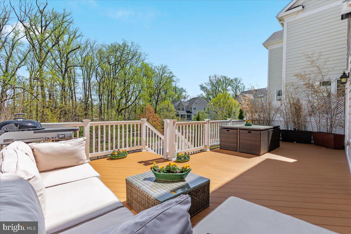 5345 Camberley Ave