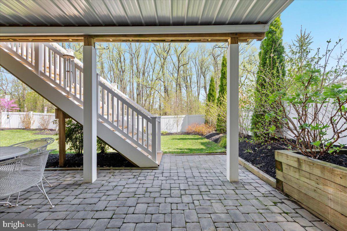 5345 Camberley Ave