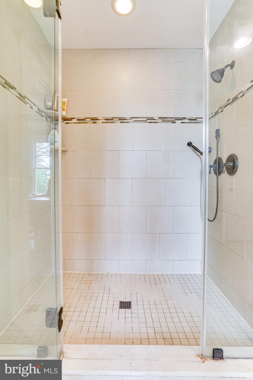 6109 KIRBY ROAD
