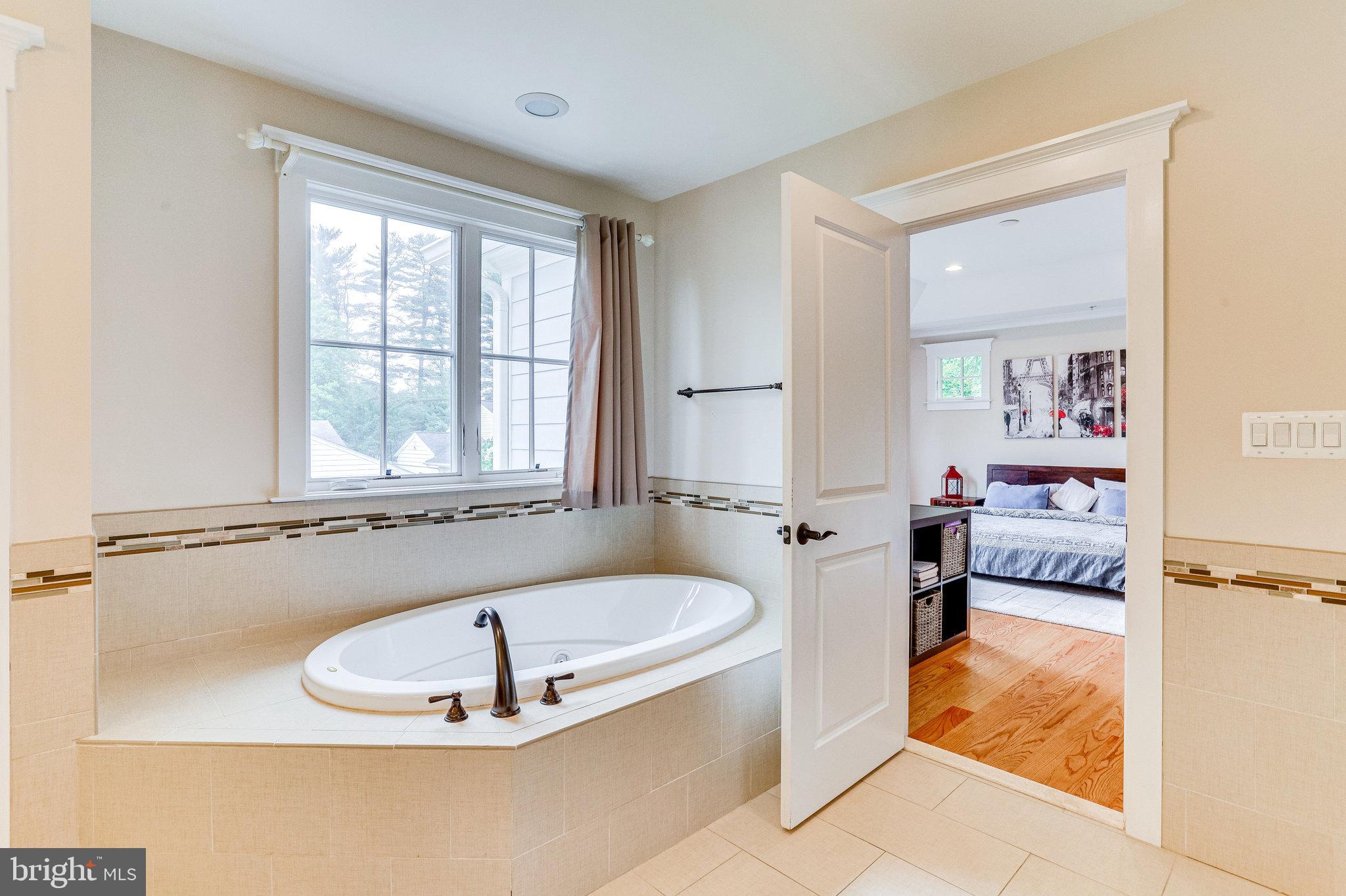 6109 KIRBY ROAD