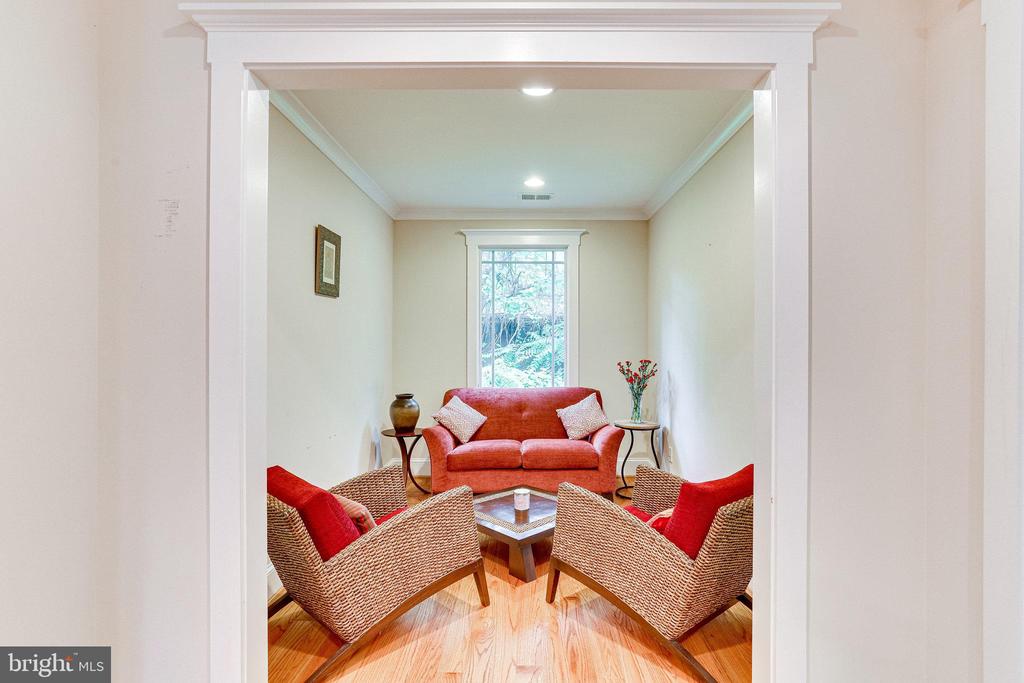 6109 KIRBY ROAD