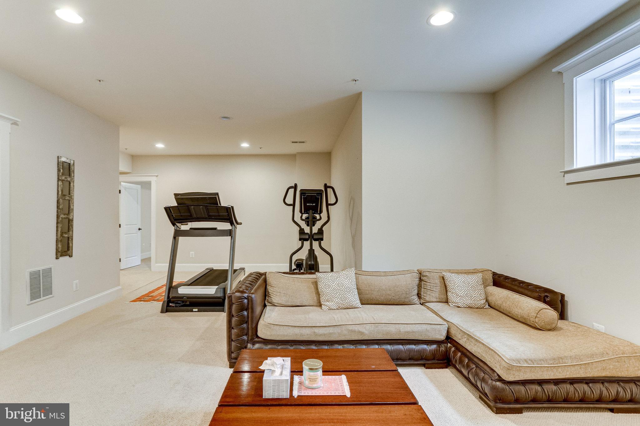 6109 KIRBY ROAD