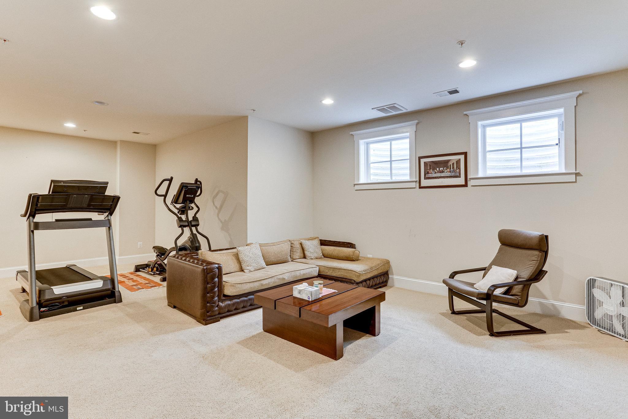 6109 KIRBY ROAD