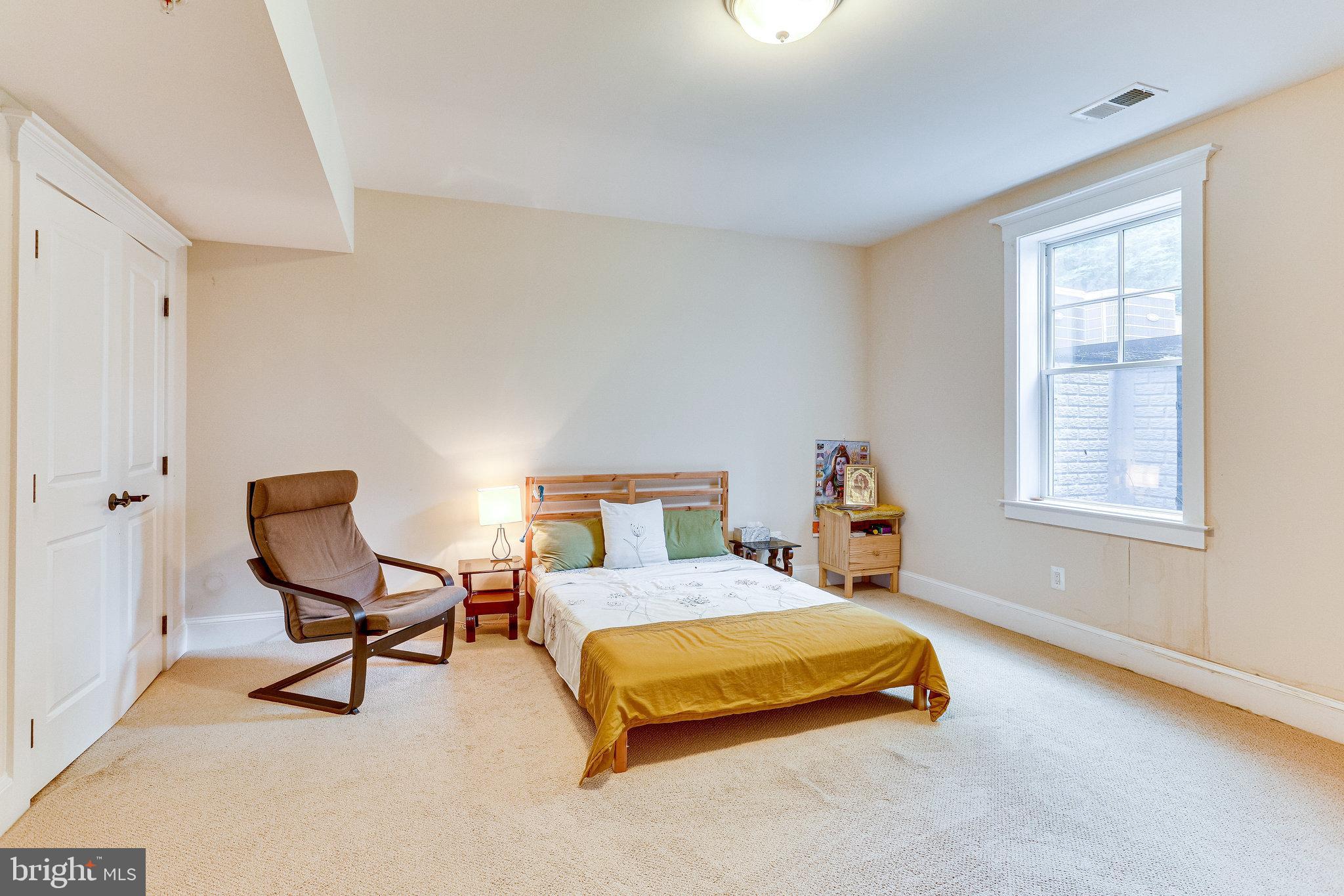 6109 KIRBY ROAD