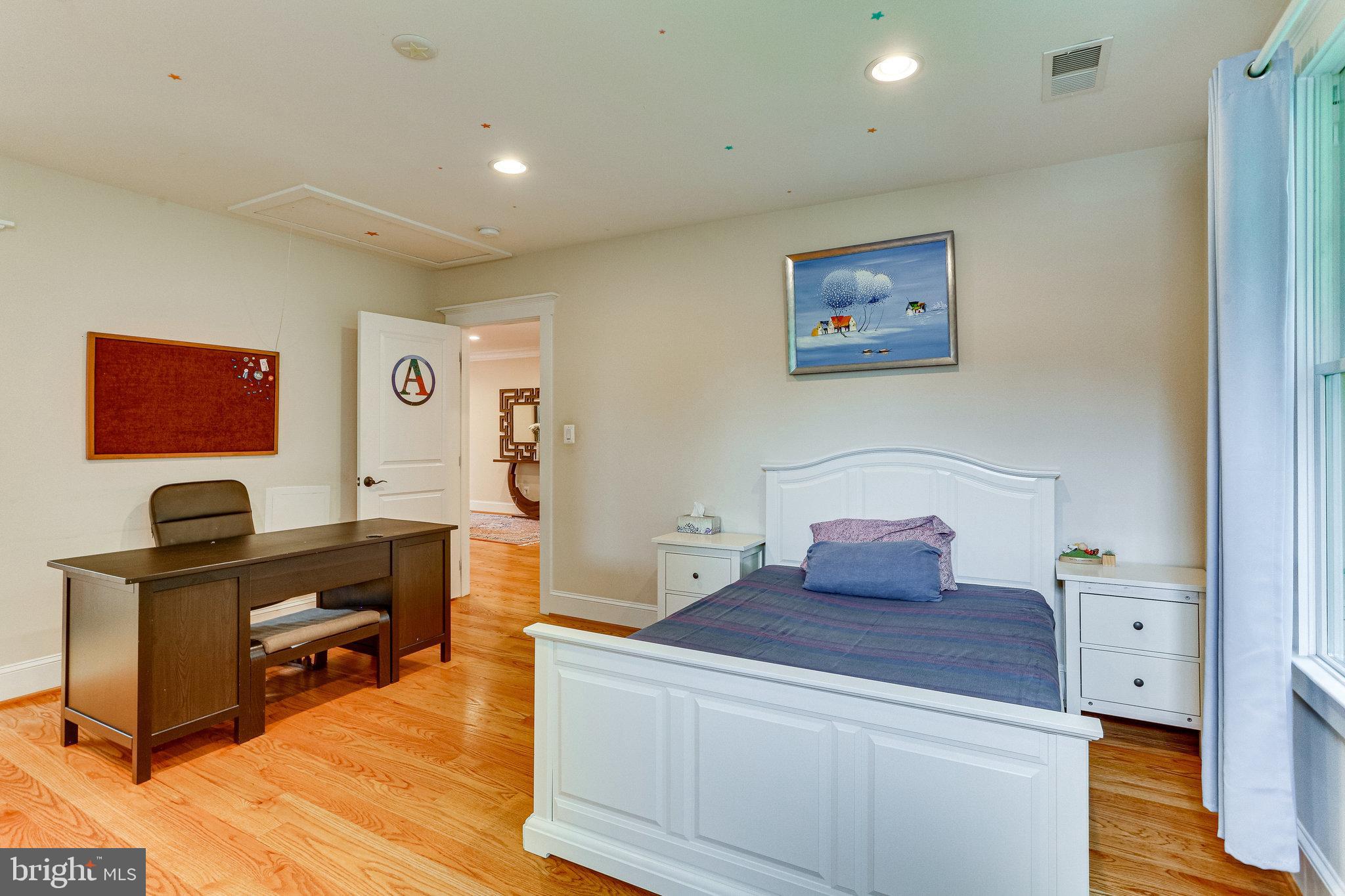 6109 KIRBY ROAD