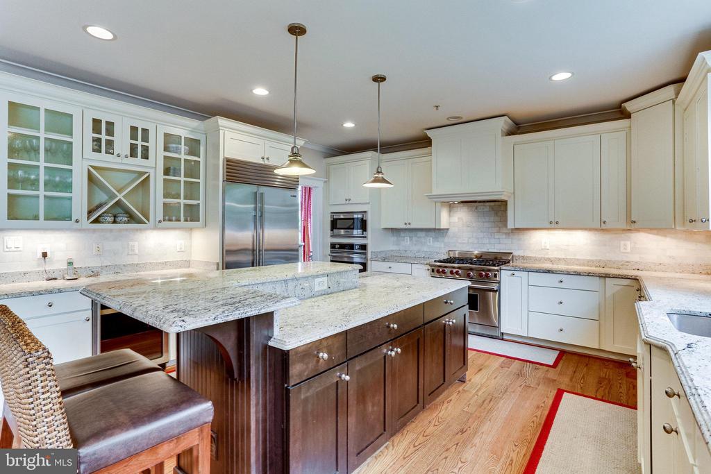 6109 KIRBY ROAD