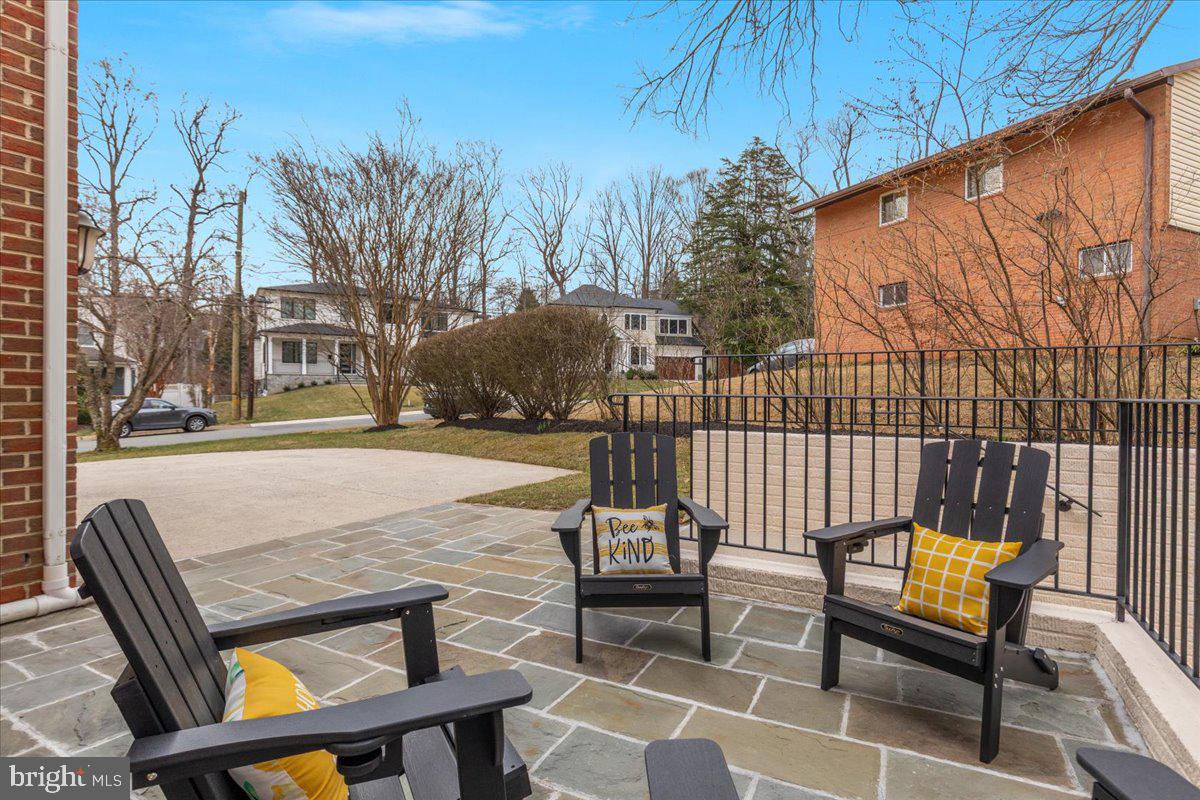 7808 WINTERBERRY PLACE