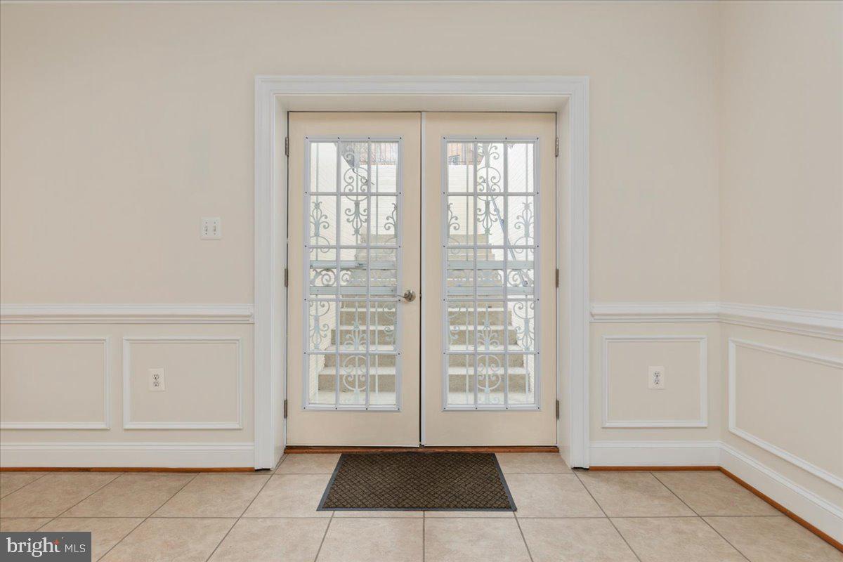 7808 WINTERBERRY PLACE