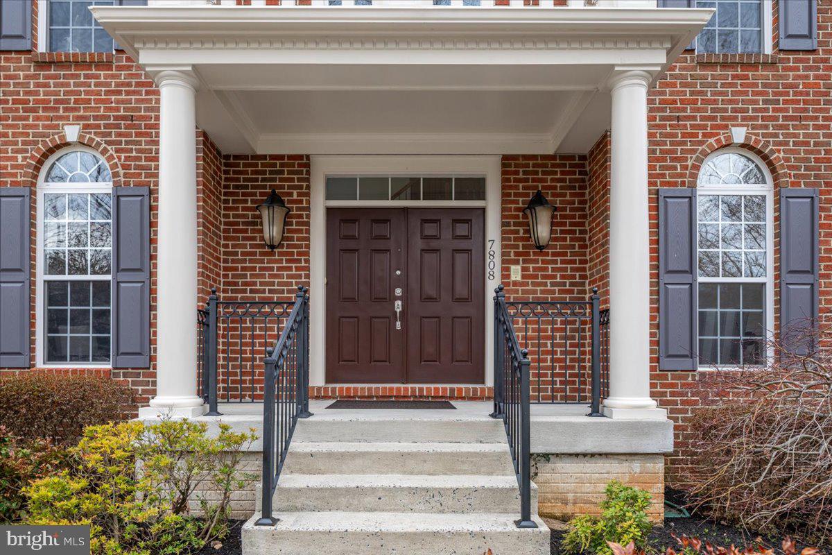 7808 WINTERBERRY PLACE