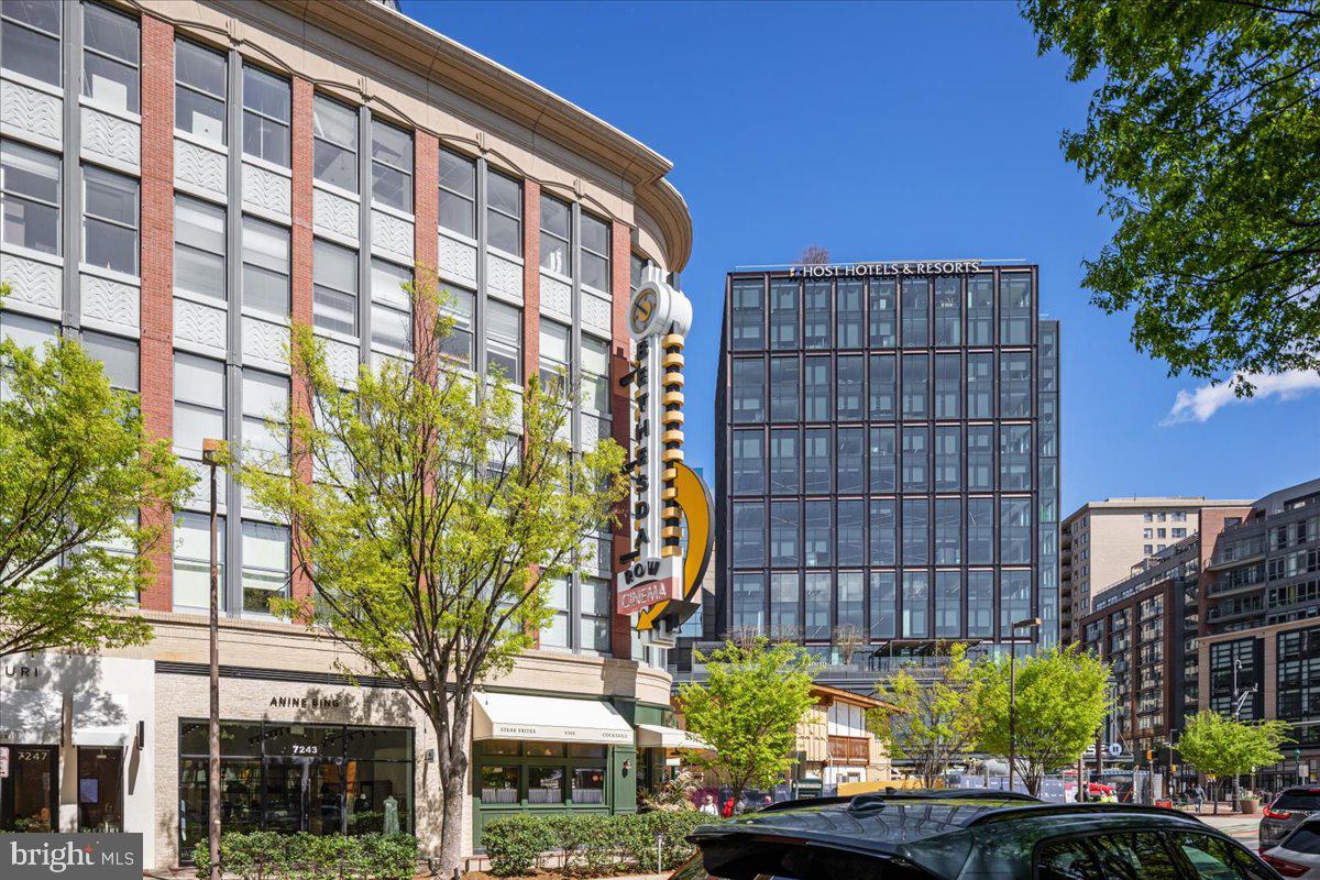 7808 WINTERBERRY PLACE