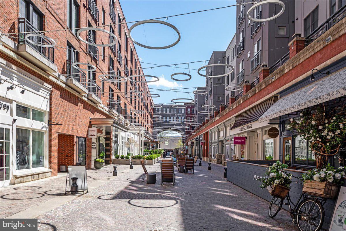 7808 WINTERBERRY PLACE