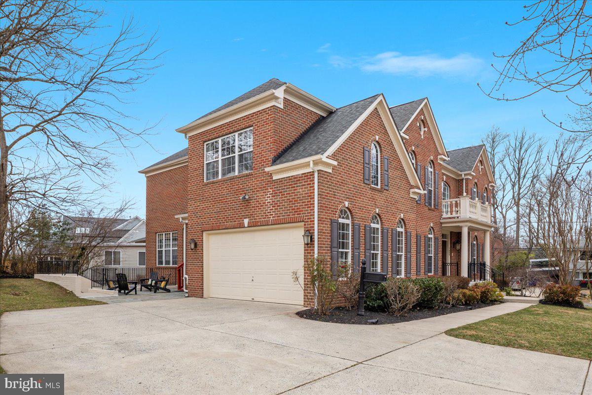 7808 WINTERBERRY PLACE