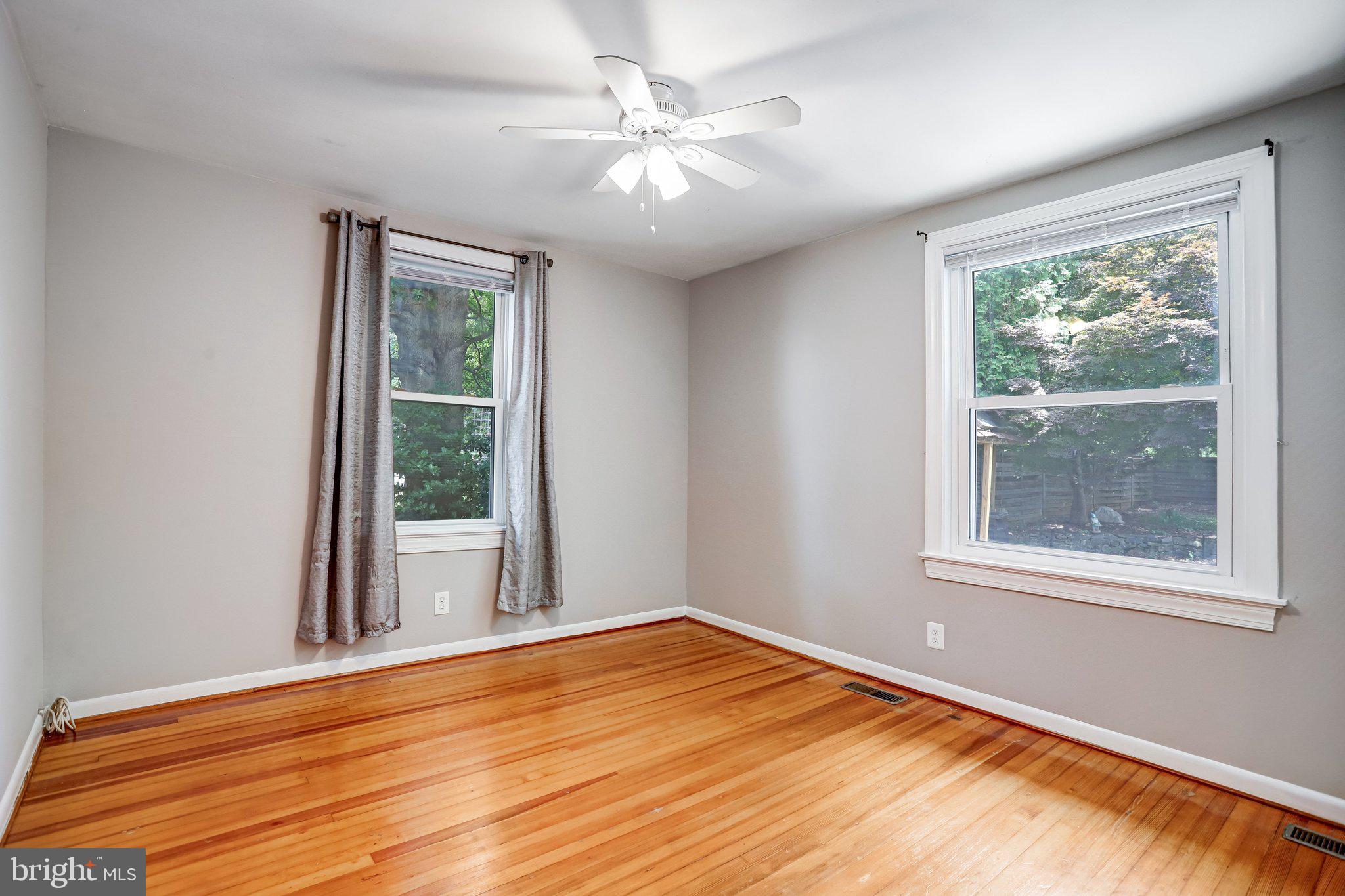 209 CEDAR AVENUE