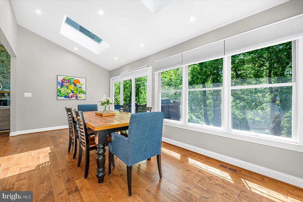 4 DEER TRAIL COURT