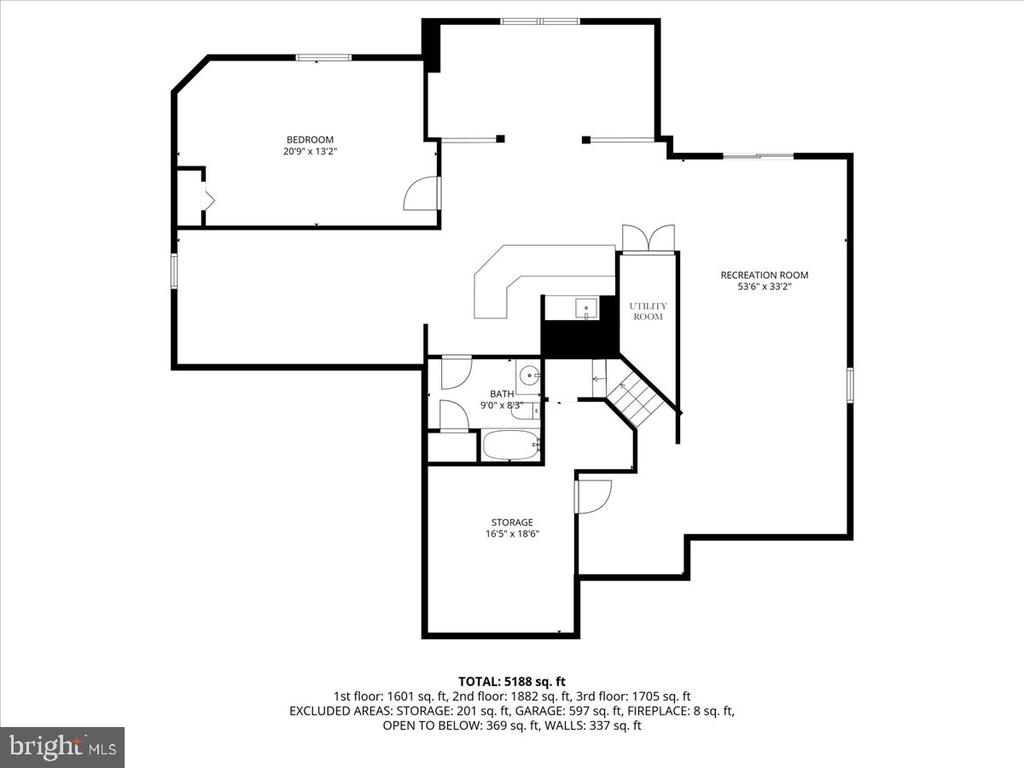 4 DEER TRAIL COURT