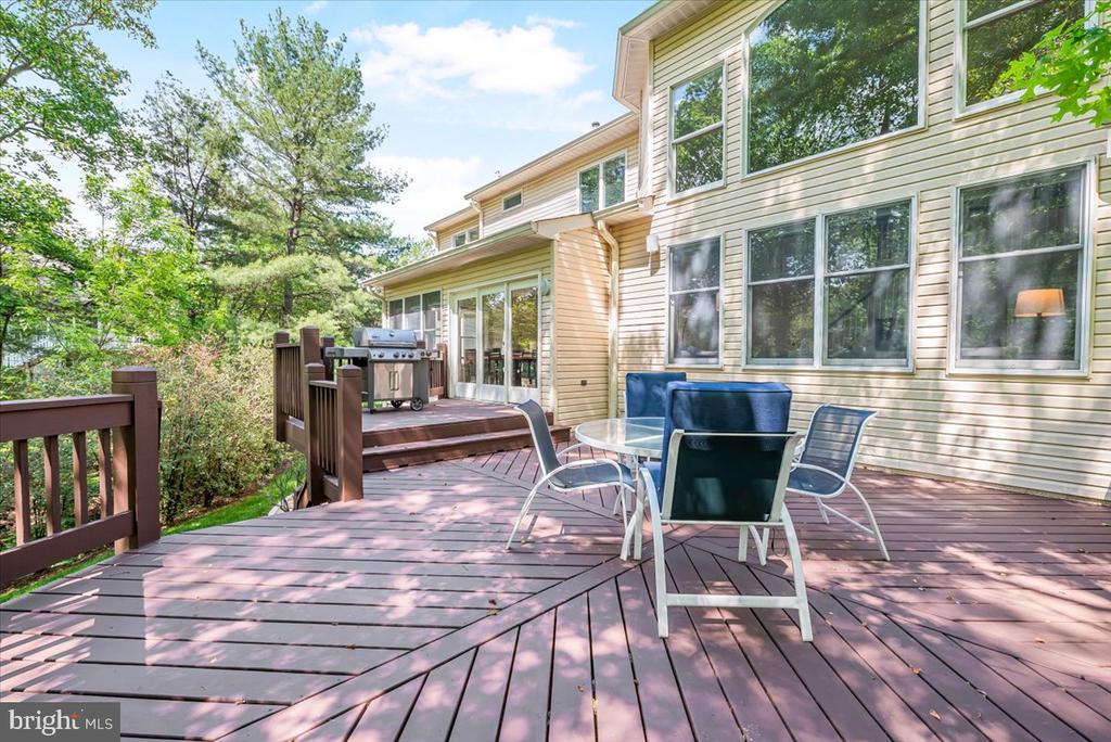 4 DEER TRAIL COURT