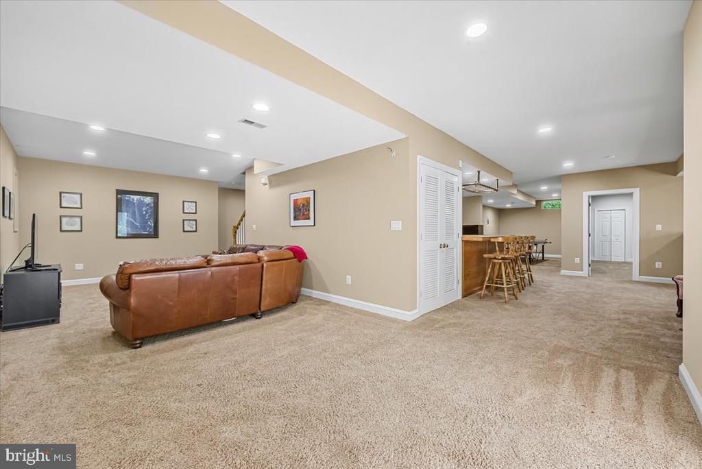 4 DEER TRAIL COURT