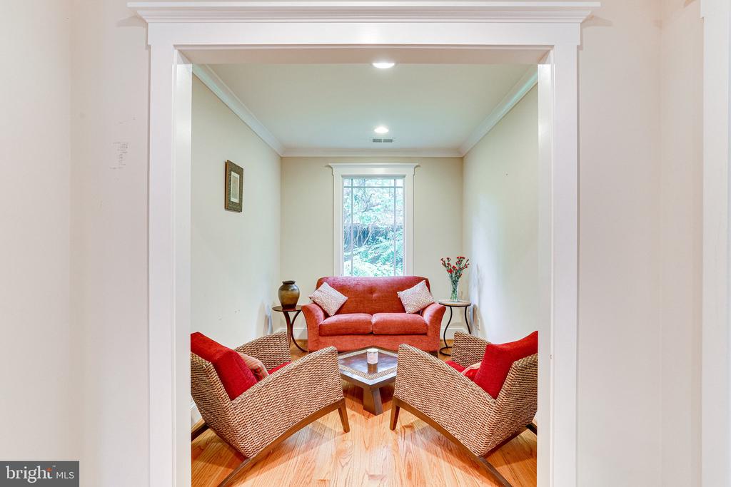 6109 KIRBY ROAD