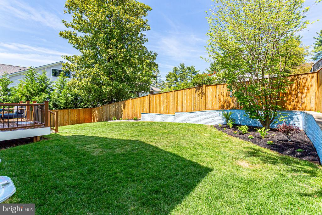 6109 KIRBY ROAD