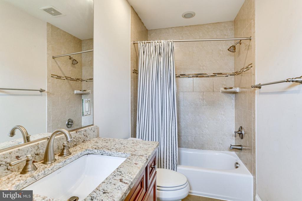 6109 KIRBY ROAD