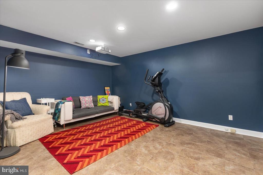 5206 RIDGEFIELD ROAD
