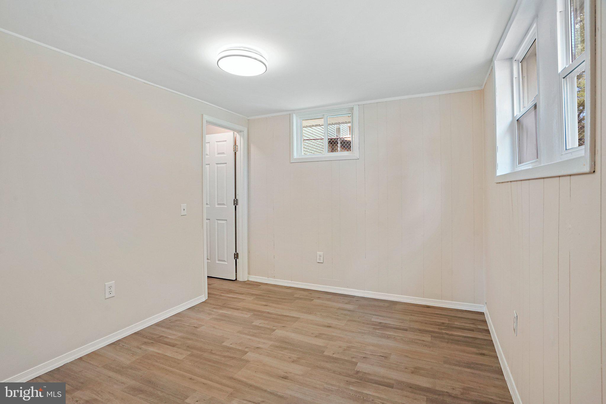 4810 LEXINGTON AVENUE