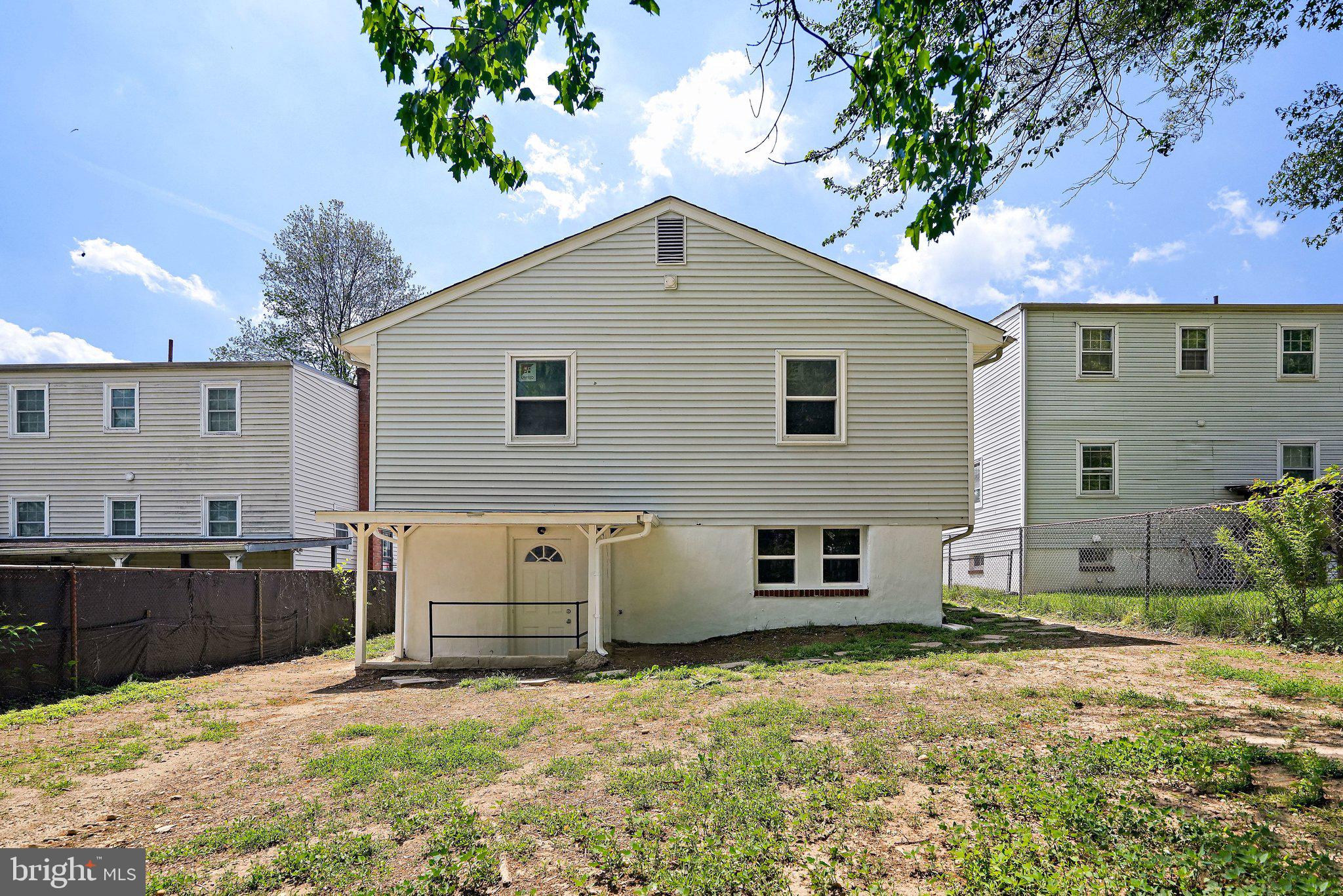 4810 LEXINGTON AVENUE