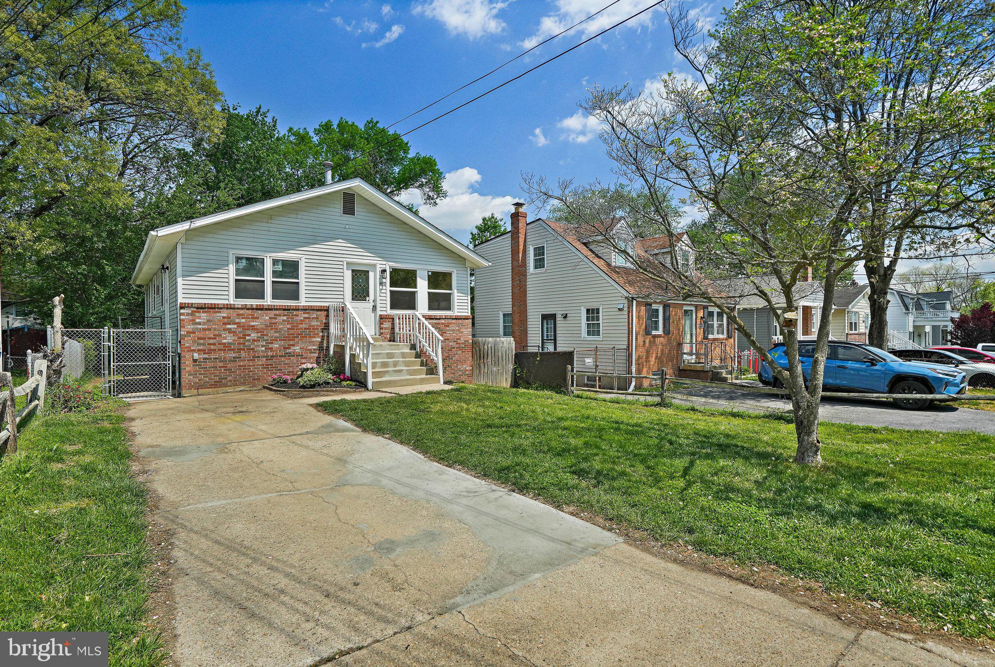 4810 LEXINGTON AVENUE