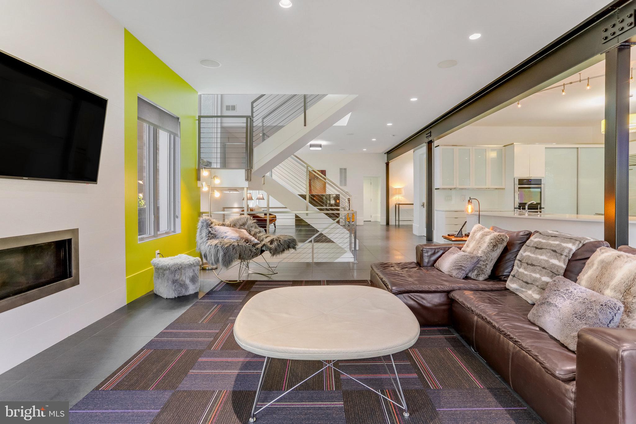 1507 N Hartford Street