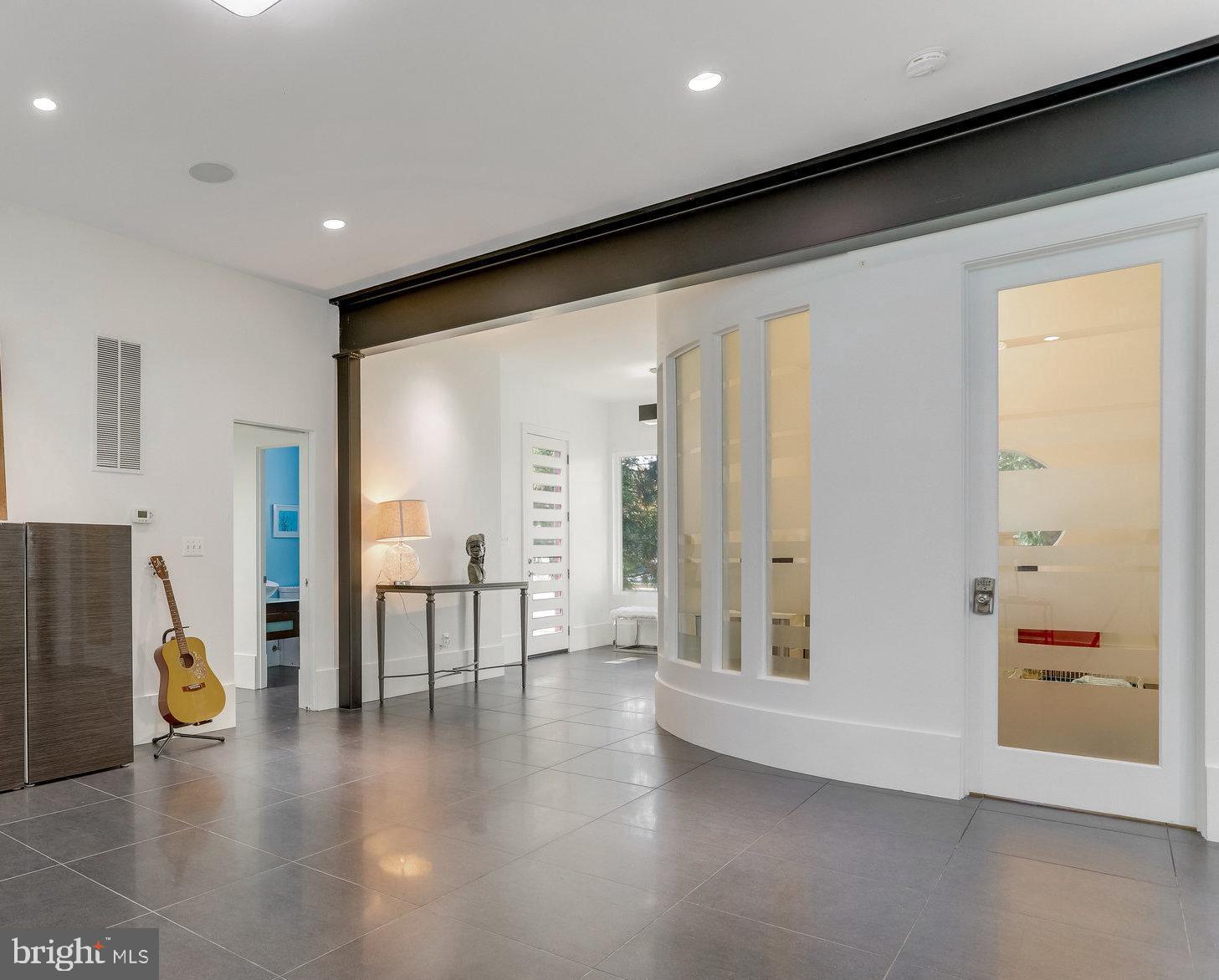 1507 N Hartford Street