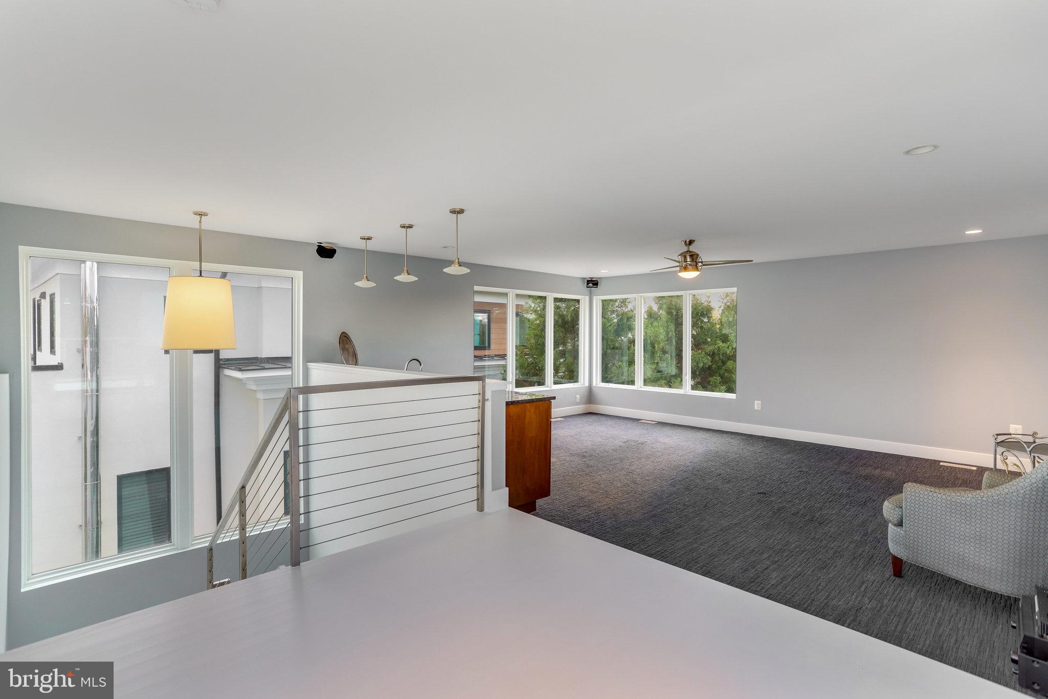 1507 N Hartford Street