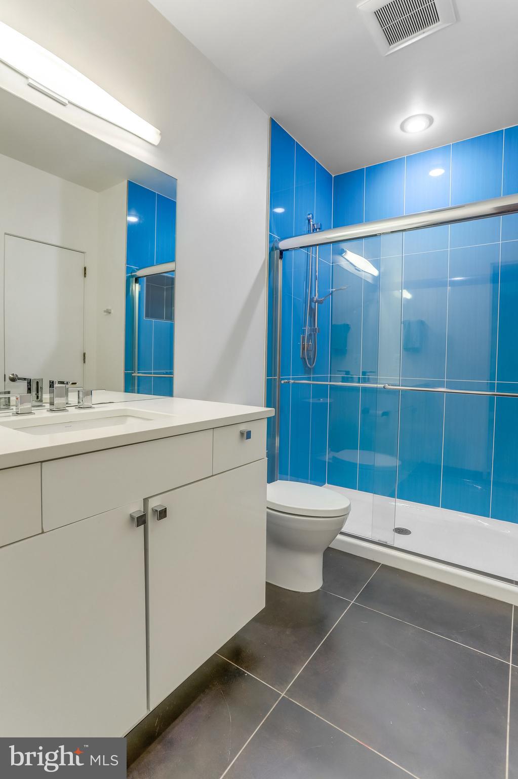 1507 N Hartford Street