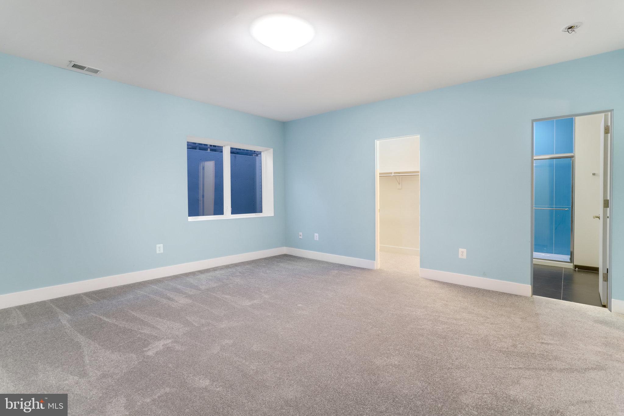 1507 N Hartford Street