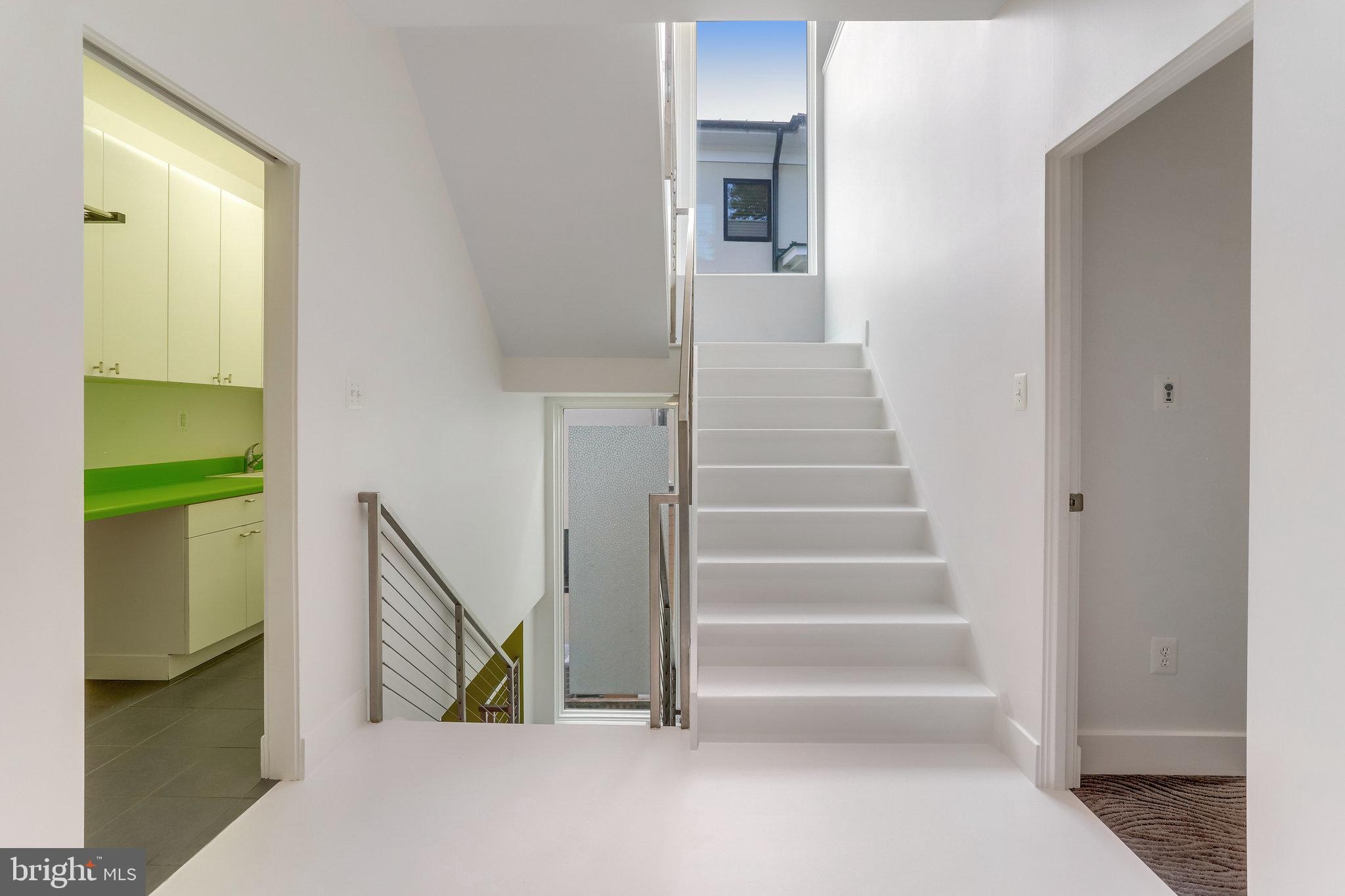 1507 N Hartford Street