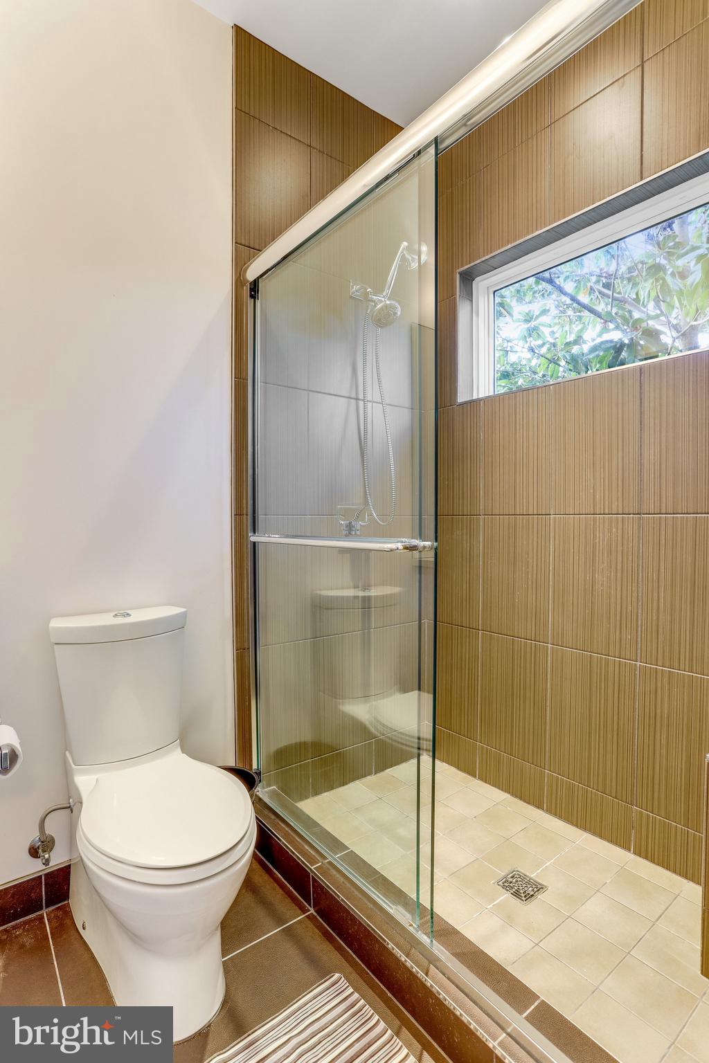 1507 N Hartford Street